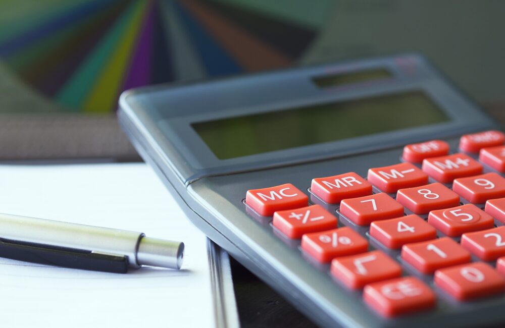 Kalkulačka výživného 2023 – velký přehled online kalkulaček alimentů